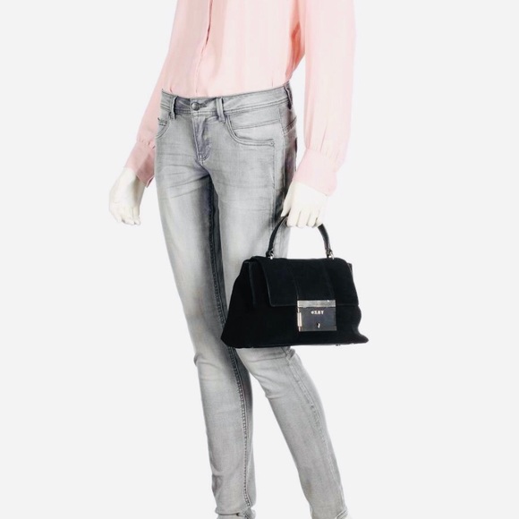 Adam Handbag brushed cow leather black - Picture 4 of 5